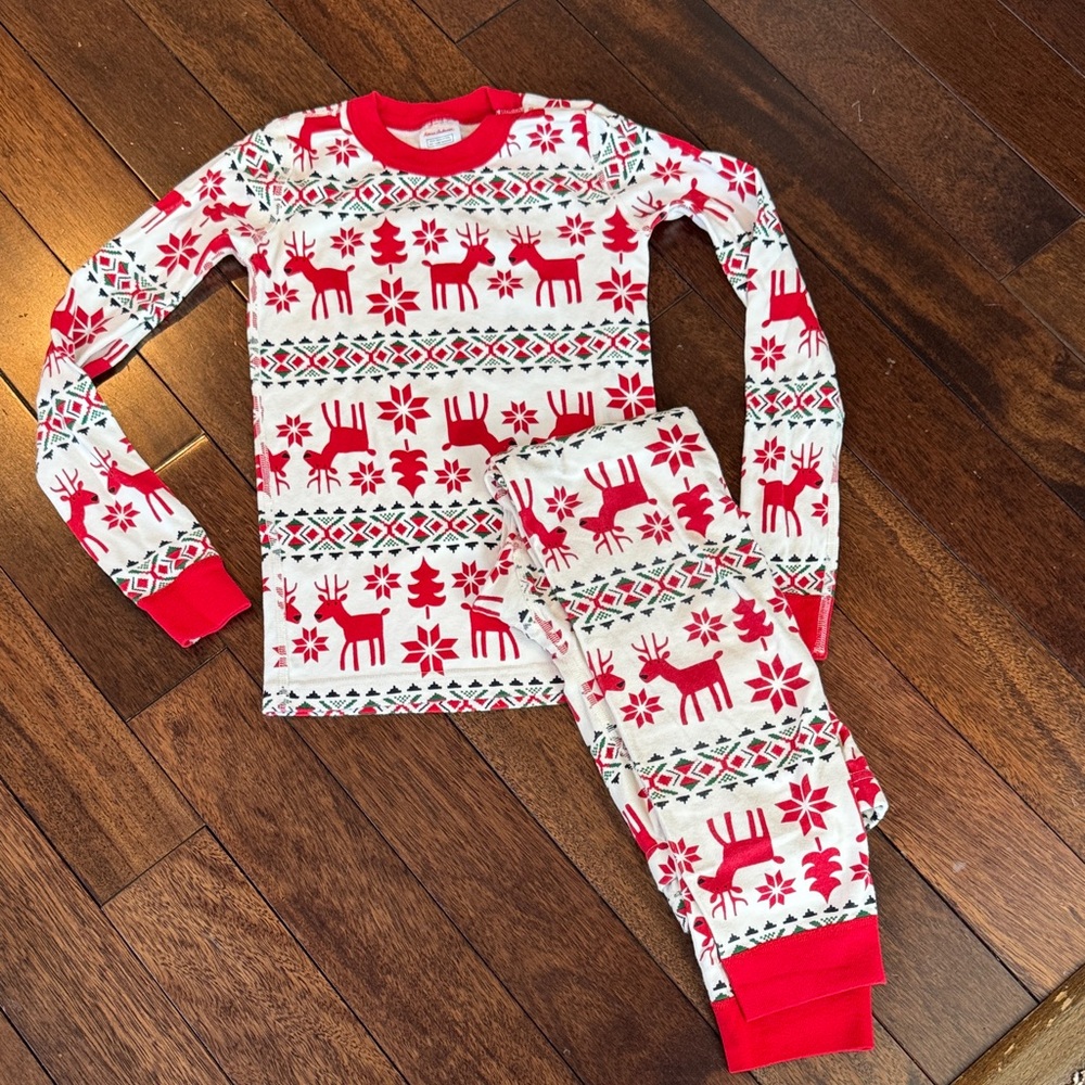 Hanna Andersson Red and White Reindeer Holiday Pajama Set